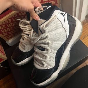 jordan concord 11 size 4.5 boys